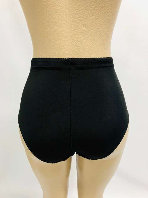 Size M high waist panty black