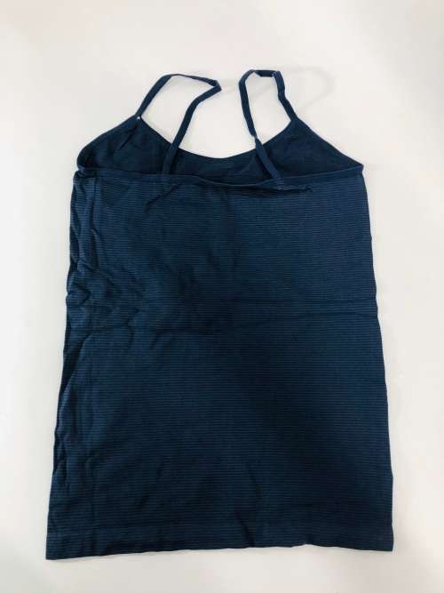 size M cotton top blue