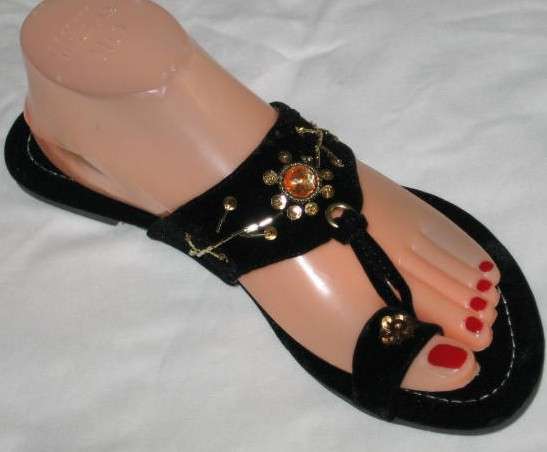 Stunning pair of beaded sandles (size 7)