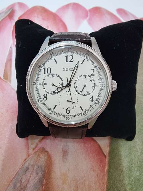 Guess Aviator Men`s Watch