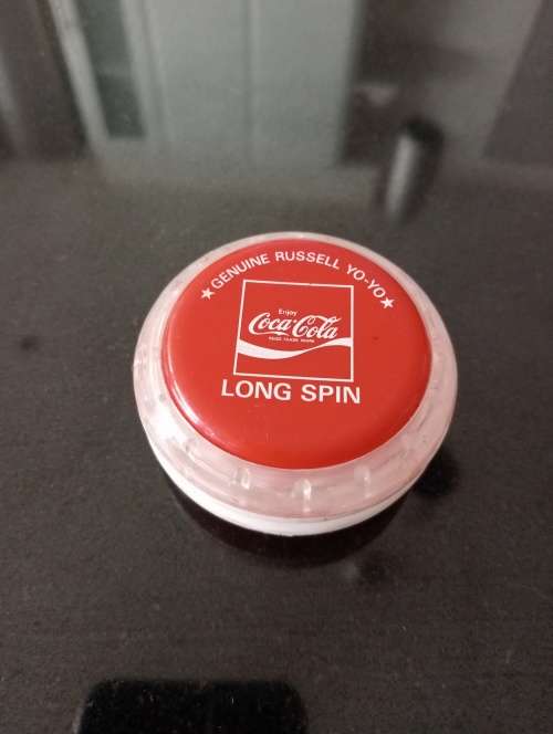 17 CocaCola yo yo's