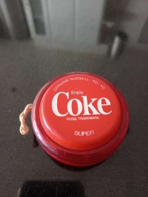 17 CocaCola yo yo's