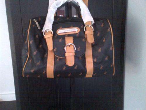"STUNNING FASHION HANDBAG***CRAZY***R1***NO RESERVE