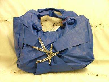 "FASHION HANDBAG***CRAZY R1 NO RESERVE****"