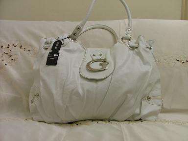 "STUNNING WHITE FASHION HANDBAG***CRAZY***R1***NO RESERVE".