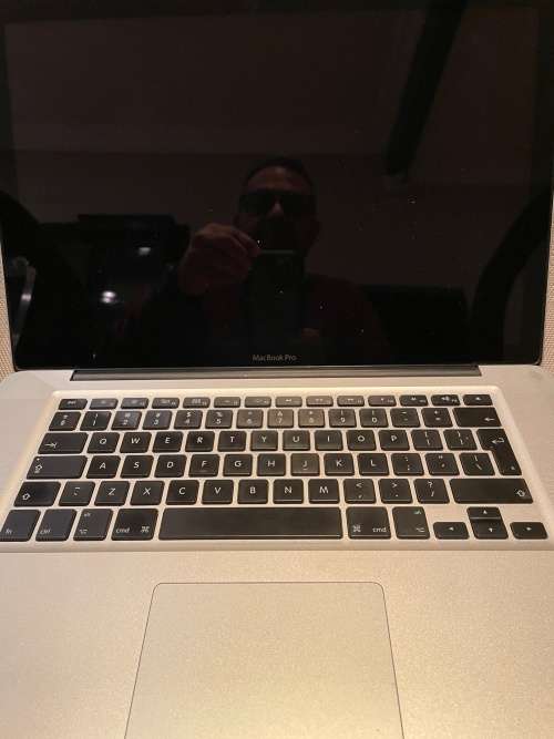 Apple MacBook Pro 15-inch | Core i7 2.2GHz | 10GB DDR3 RAM | 500GB SSD | ***Please Read***