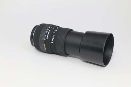 Sigma 55-200mm f/4.5-5.6 DC.. for Nikon