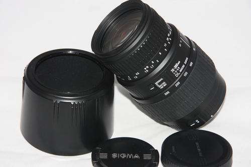 Sigma 70-300mm f/4-5.6 DL Macro Super ***Canon Mount***