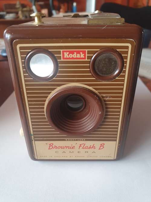 Brownie Flash B Camera