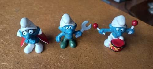 Original Peyo smurfs x3 , one bid takes all