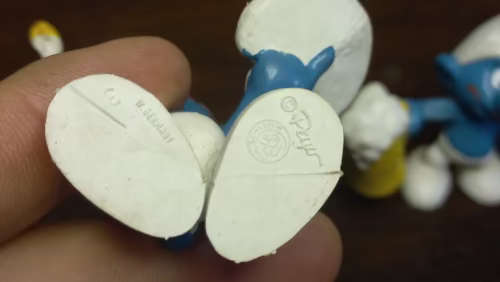 Two Vintage Peyo smurfs