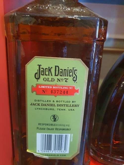 Jack Daniel`s Legacy Edition Old No.7