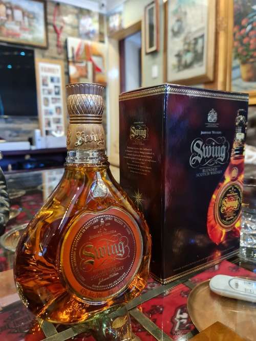 Johnnie Walker Swing Whisky