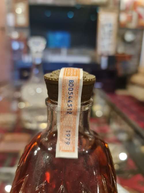 1979 Crown Royal Fine De Luxe Whisky Bottle