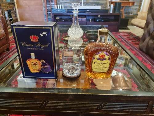 1979 Crown Royal Fine De Luxe Whisky Bottle