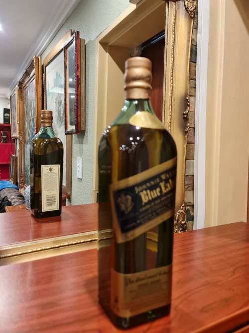 Johnnie Walker Blue Label (Old Bottling)
