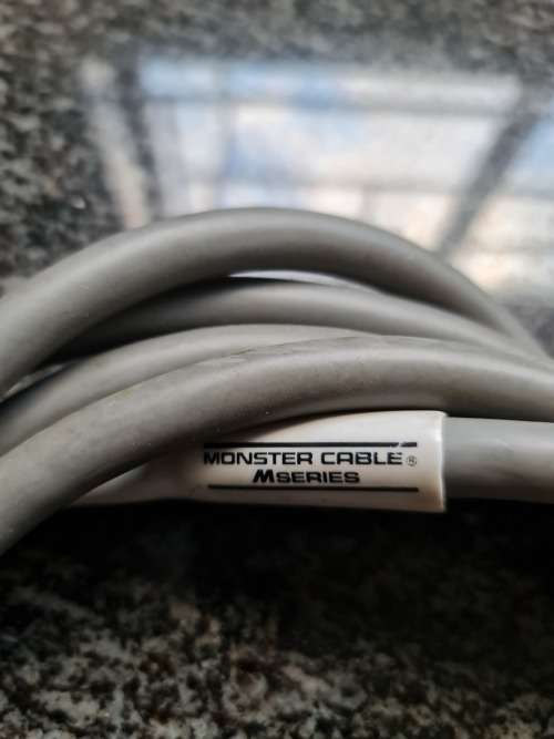 Monster M-Series 2 Meter Single Speaker Cable