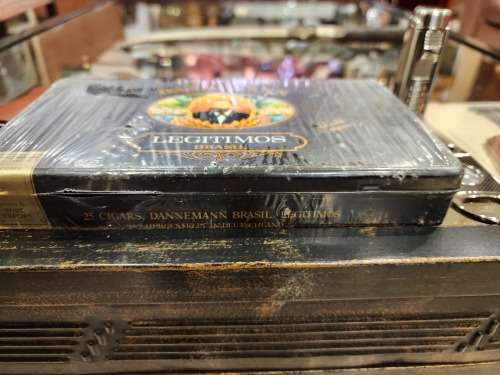 Vintage 25 Dannemann Brasil Legitimos Cigars in a Metal Tin Can Box Metal Can Tin Can