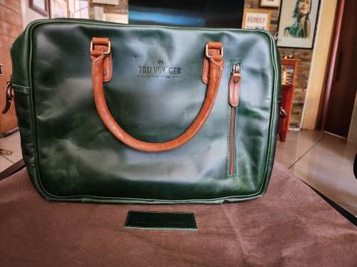 Emerald Genuine Leather Laptop Messenger Bag