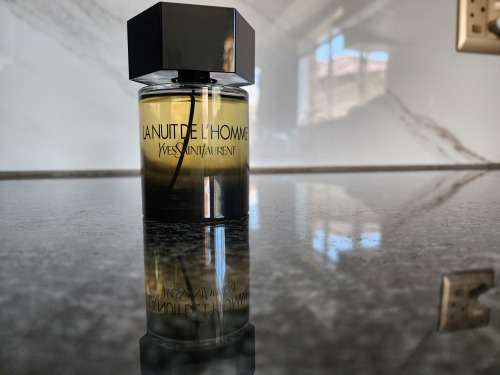 Yves Saint Laurent La Nuit De l`Homme Parfum