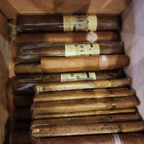 Cigar Humidor Box With More Than 110 Cigars