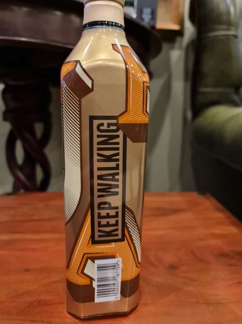 Johnnie Walker Gold Keep Walking Limited Edition