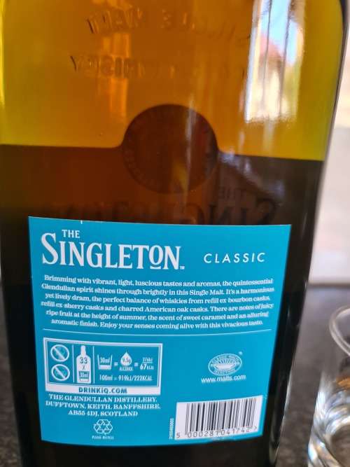 The Singleton of Glendullan Classic Single Malt Scotch Whisky Travel Exclusive 1L