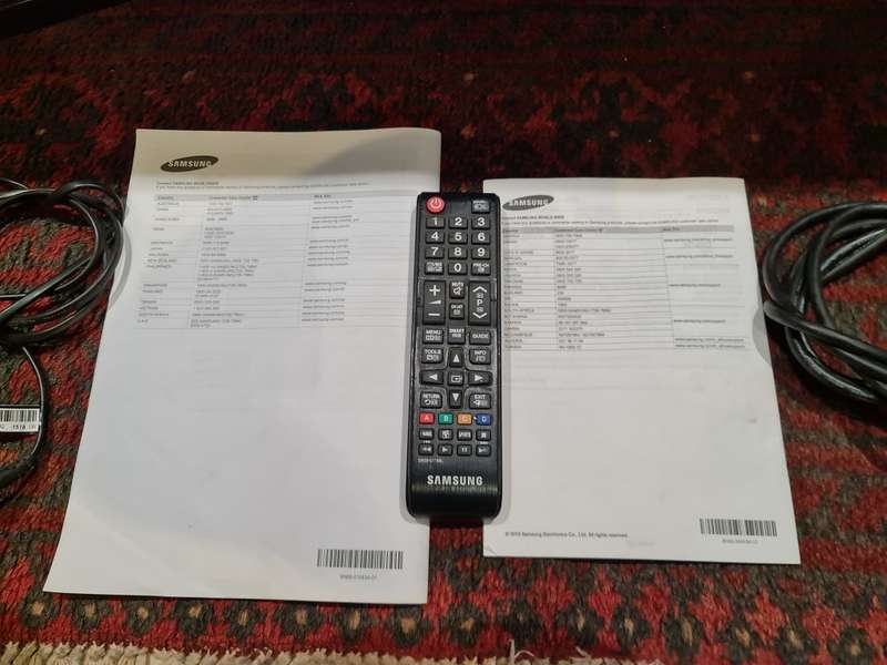 Collection Only - Samsung 48 Inch Smart TV
