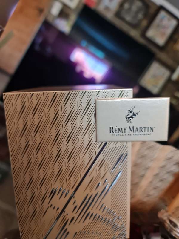 Remy Martin Limited Edition XO Cognac 300 Years Anniversary
