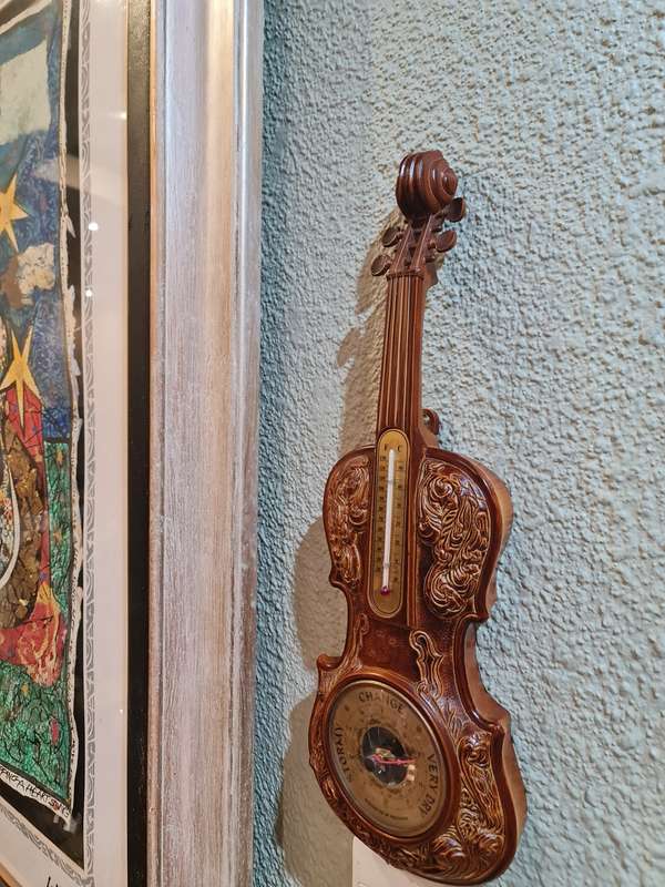 Rare Violin Barometer