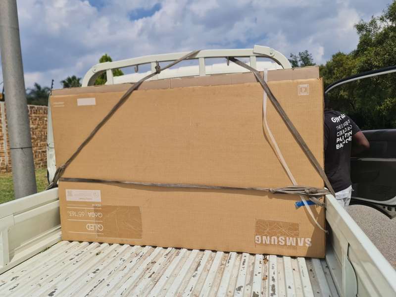 Samsung QA65Q60A 65-inch 4K UHD QLED Smart TV