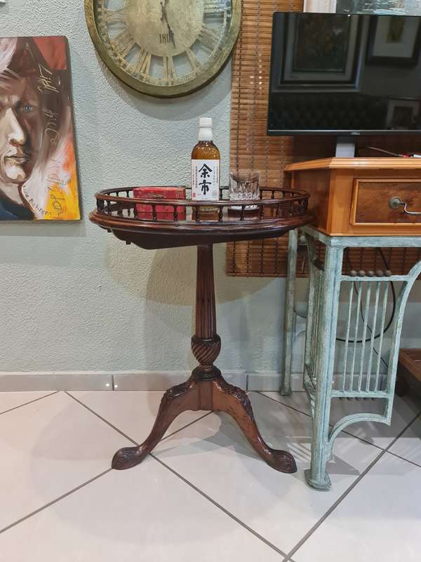 Antique Occasional Round Table