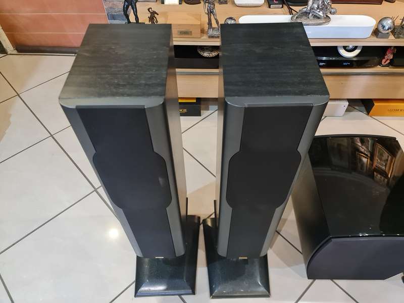 Collection Only - Jamo 477a Floorstanding Speakers