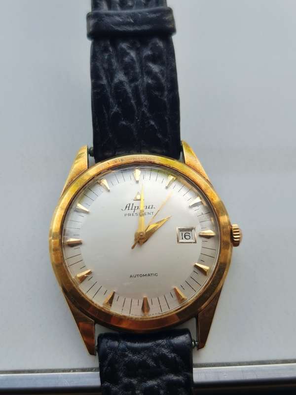 Alpina President Automatic Watch - Case No. 145092 - Circa 1960