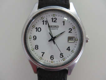 1992 Seiko White Dial Calendar Quartz Watch