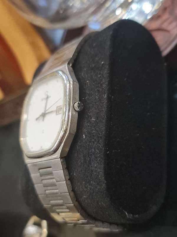 Eterna Q Vintage Quartz Men`s Watch