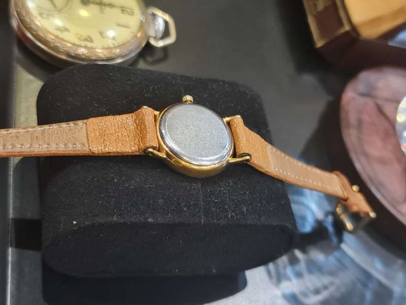 Tissot Quartz 30MT C258K Watch