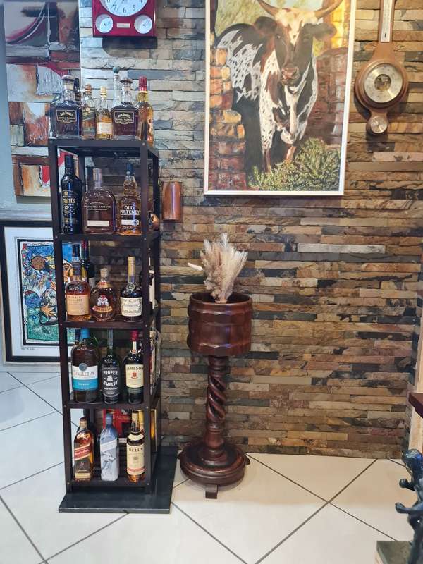 Antique Barley Twist Plant Stand