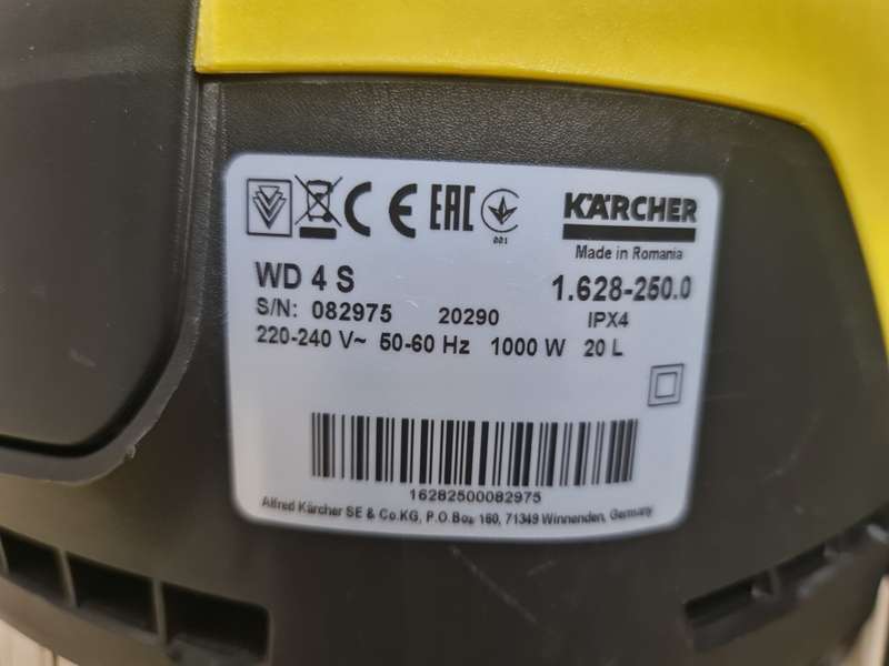 Karcher WD4 S Premium Vacuum Cleaner
