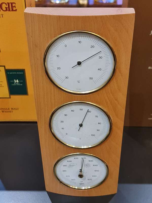 Barigo 3 in 1 Weather Station with Barometer, Thermometer, and Hygrometer