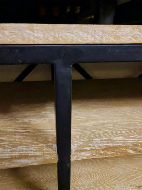 Sound Structures Style AV Stand
