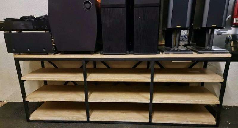 Sound Structures Style AV Stand