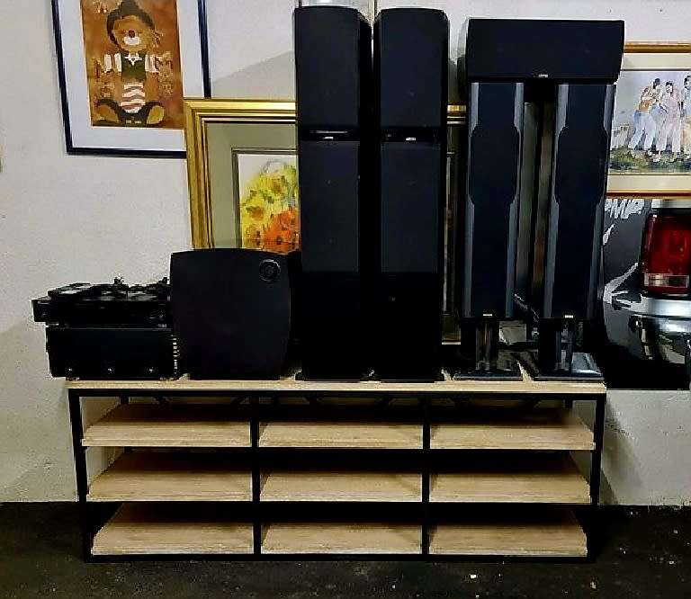 Sound Structures Style AV Stand