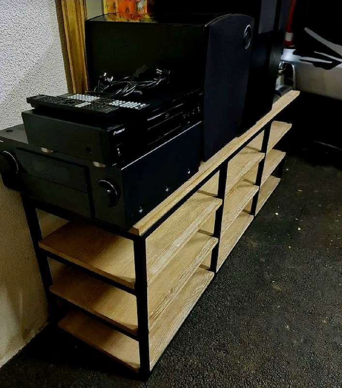 Sound Structures Style AV Stand
