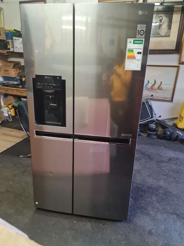 LG GC-L247SLUV 601l Silver Side by Side Refrigerator