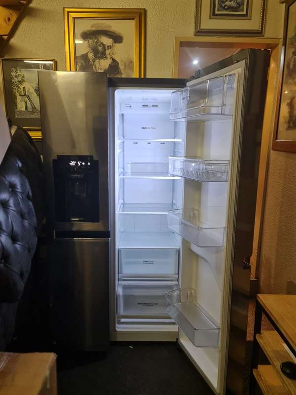LG GC-L247SLUV 601l Silver Side by Side Refrigerator