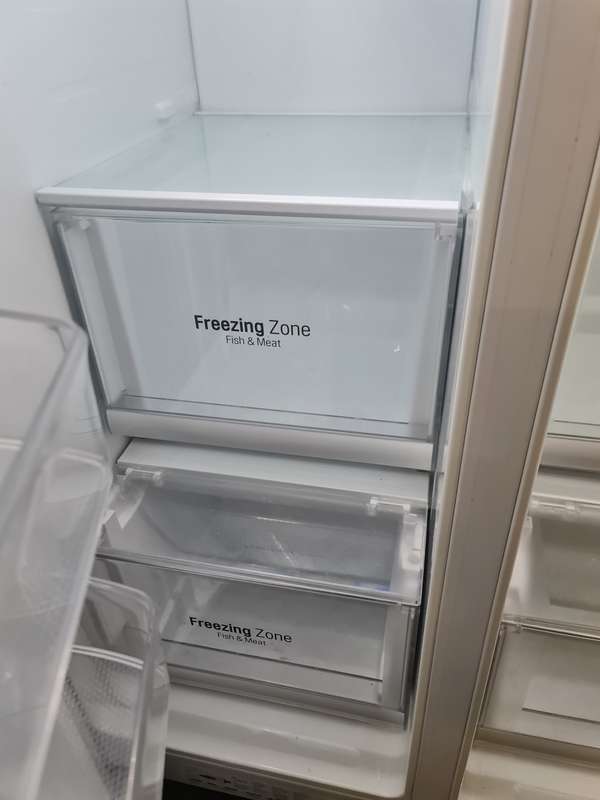 LG GC-L247SLUV 601l Silver Side by Side Refrigerator