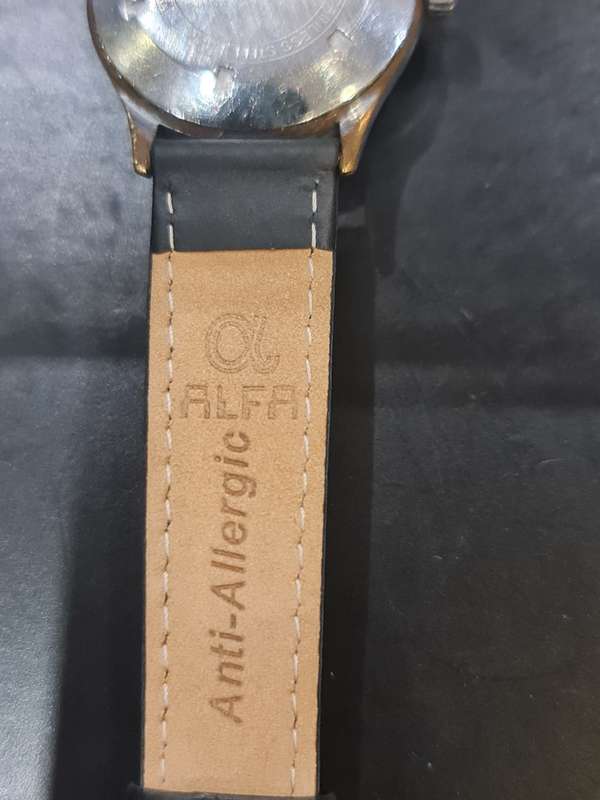 Union Special 17 Jewels Super Deluxe Incabloc Antimagnetic 1960`s Watch