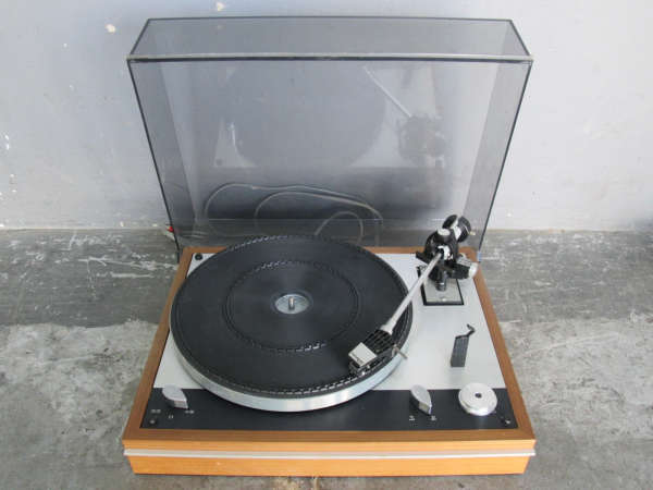 Thorens TD160 Belt Drive Turntable