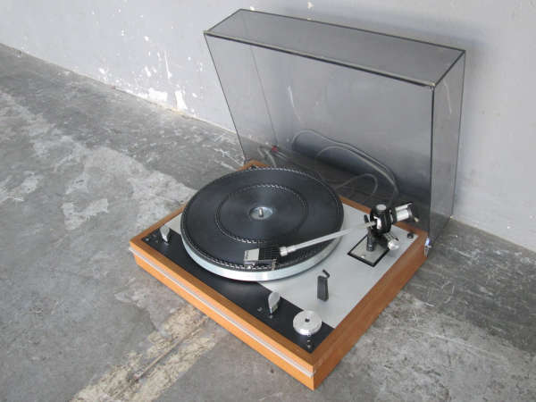 Thorens TD160 Belt Drive Turntable